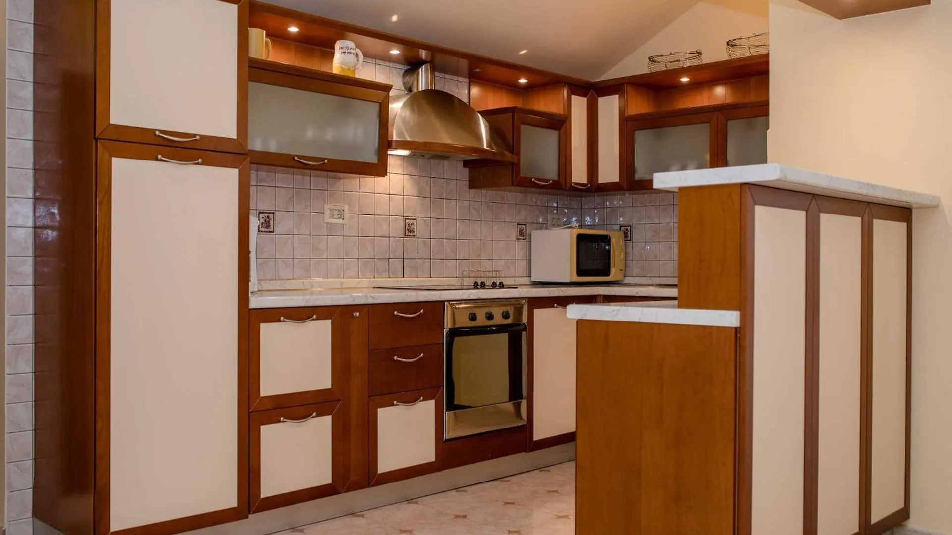 Guest House Villa Anggela - Two Bedroom Apartment With Balcony And Sea View Rab Town