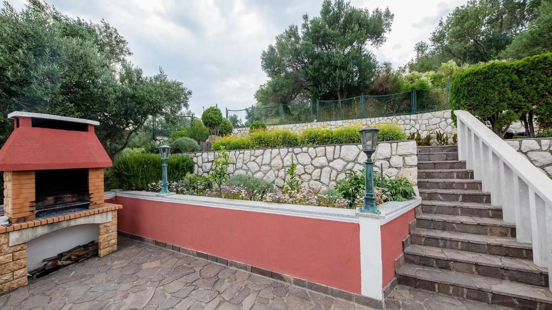 Guest House Villa Anggela - Two Bedroom Apartment With Balcony And Sea View Rab Town